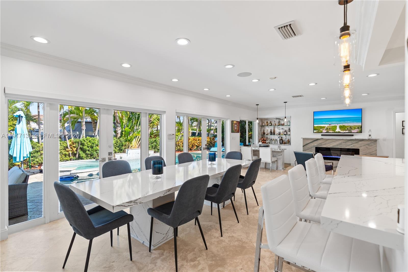 CORAL RIDGE COUNTRY CLUB - Residential