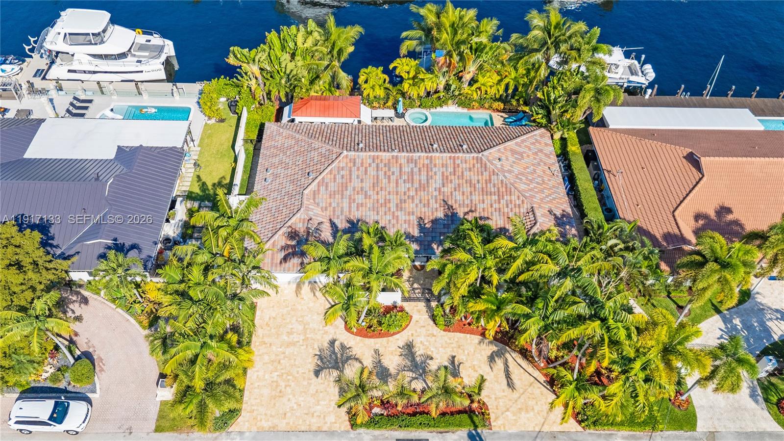 CORAL RIDGE COUNTRY CLUB - Residential