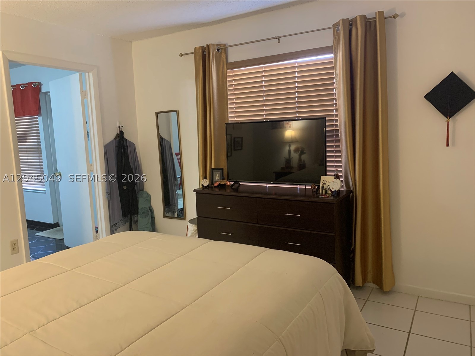 10TH ADDN TO RICHMOND HEI - Residential Lease