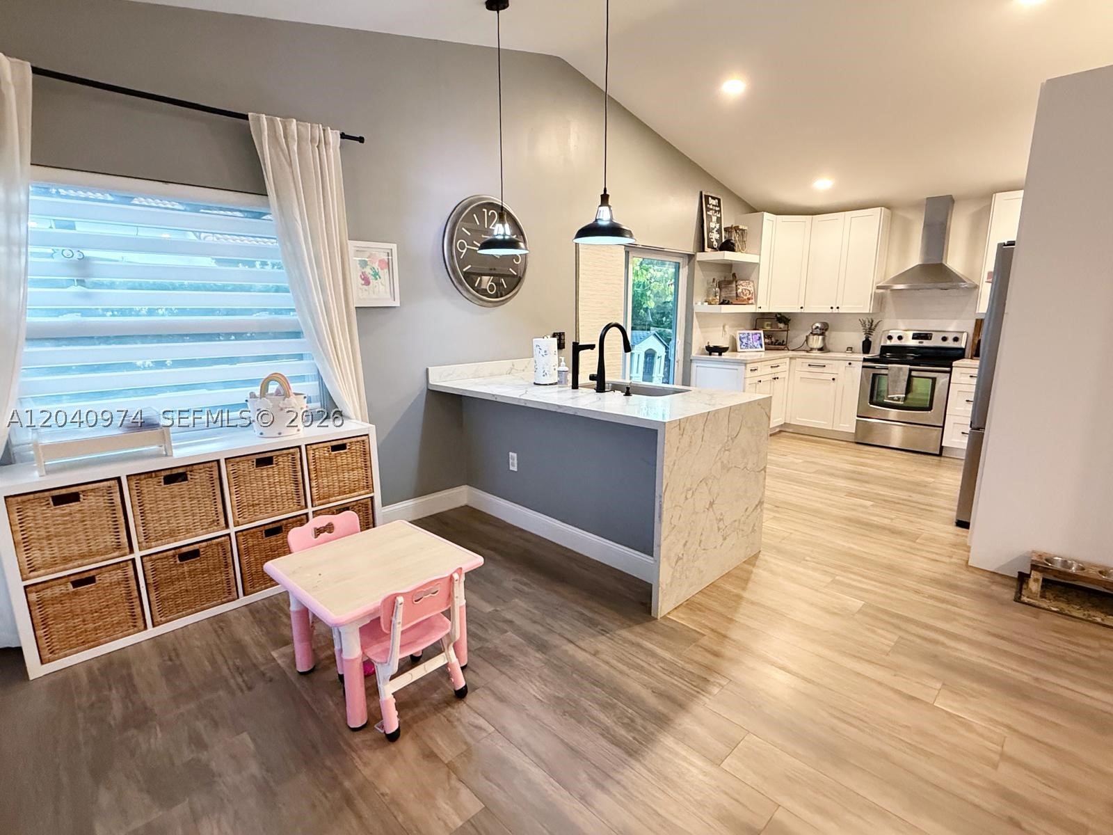 AMERITRAIL SECTION ONE - Residential