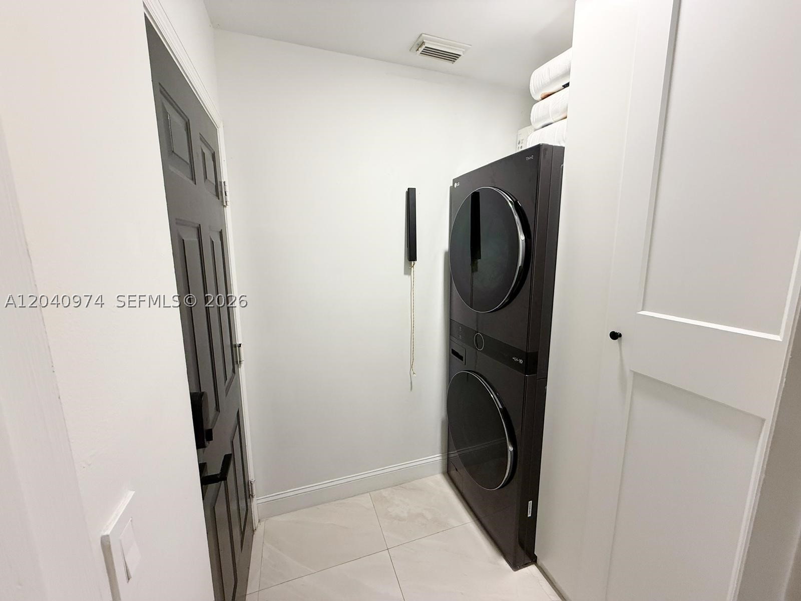AMERITRAIL SECTION ONE - Residential