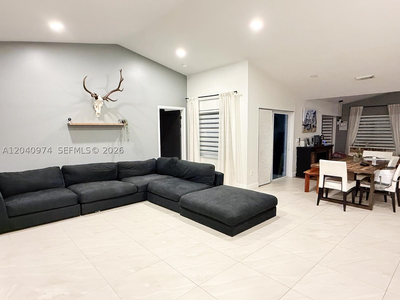 AMERITRAIL SECTION ONE - Residential
