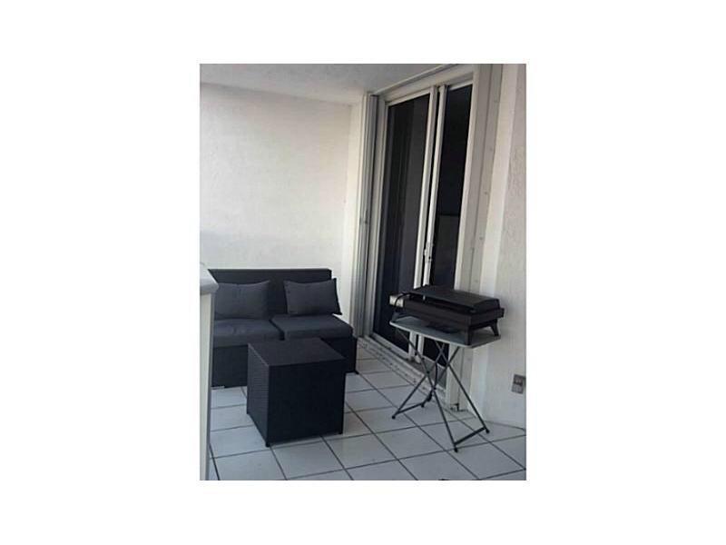 OCEANIA III CONDO - Residential Lease