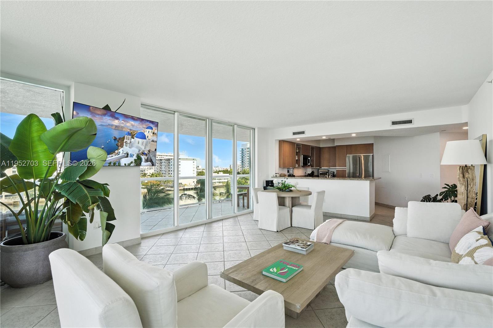THE GRAND VENETIAN CONDO - Residential