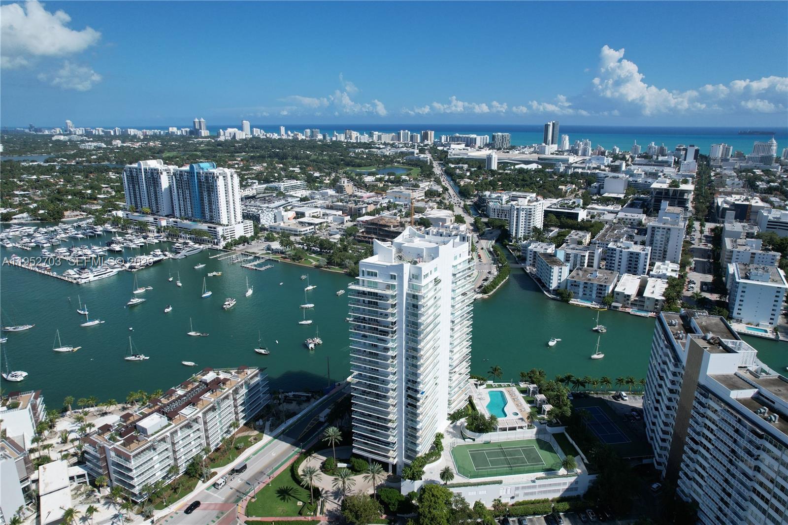 THE GRAND VENETIAN CONDO - Residential