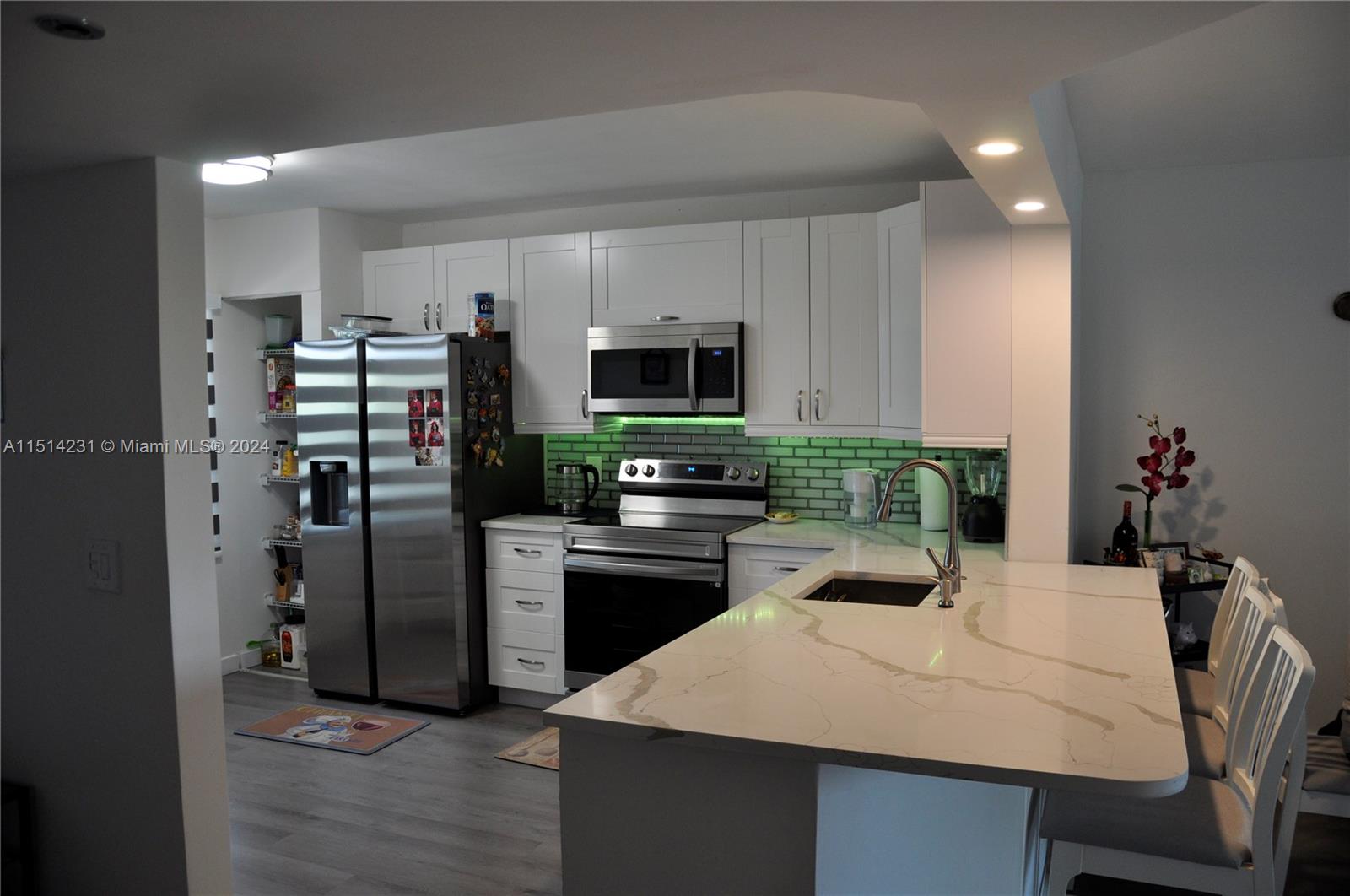 PLYMOUTH AT CENTURY VILLA - Residential