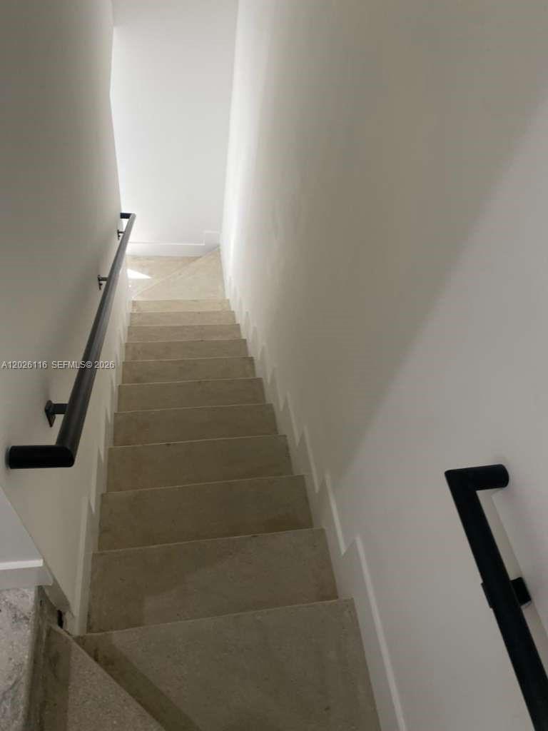 BULLARDS - Residential Lease