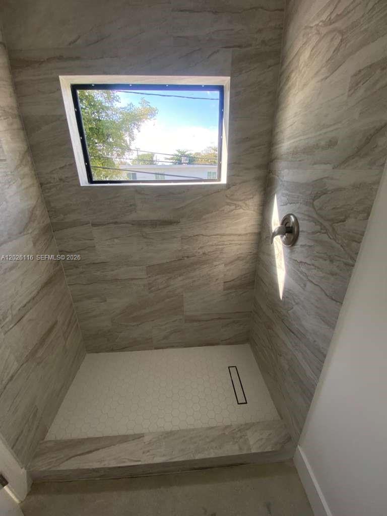 BULLARDS - Residential Lease