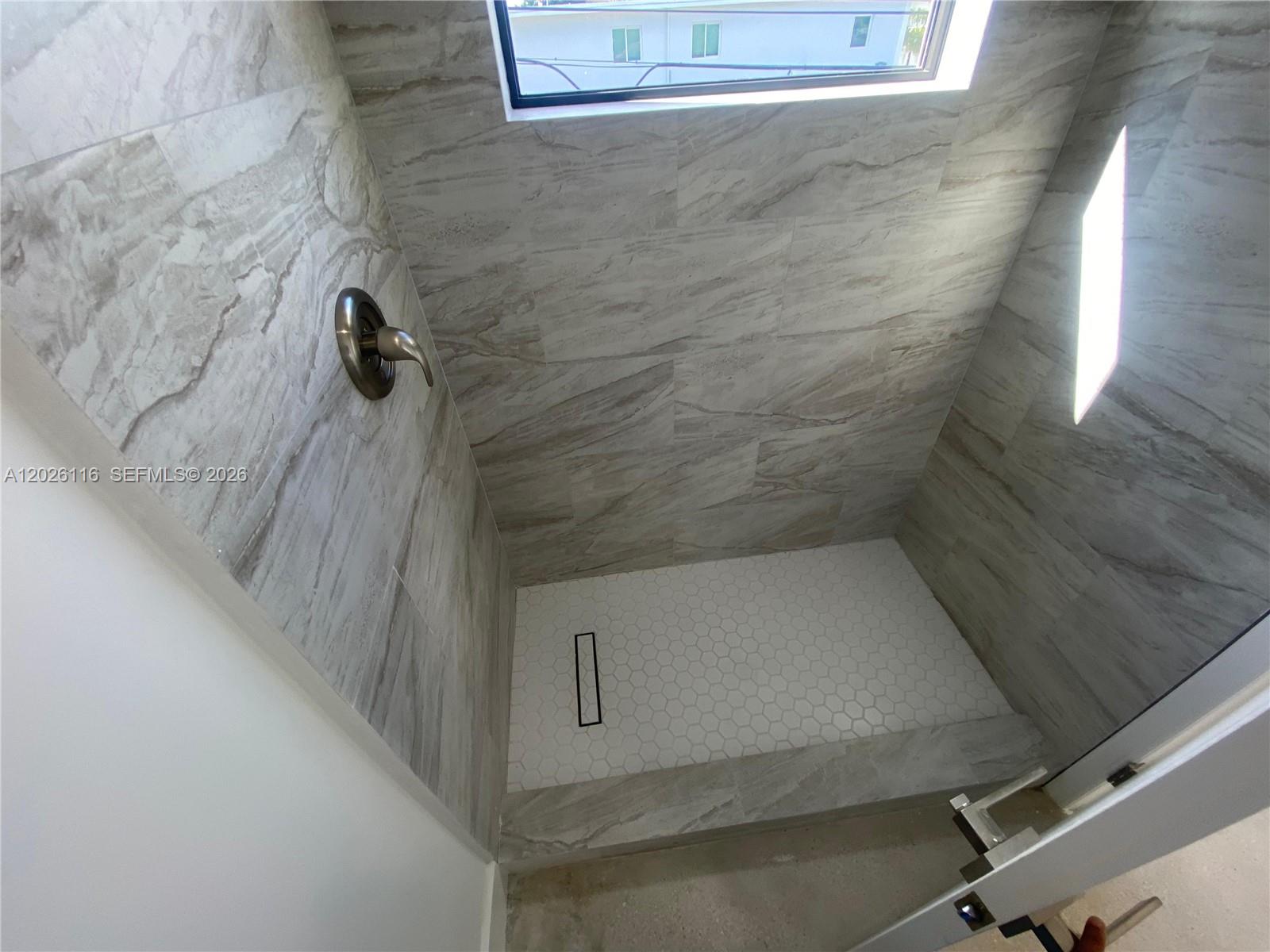 BULLARDS - Residential Lease