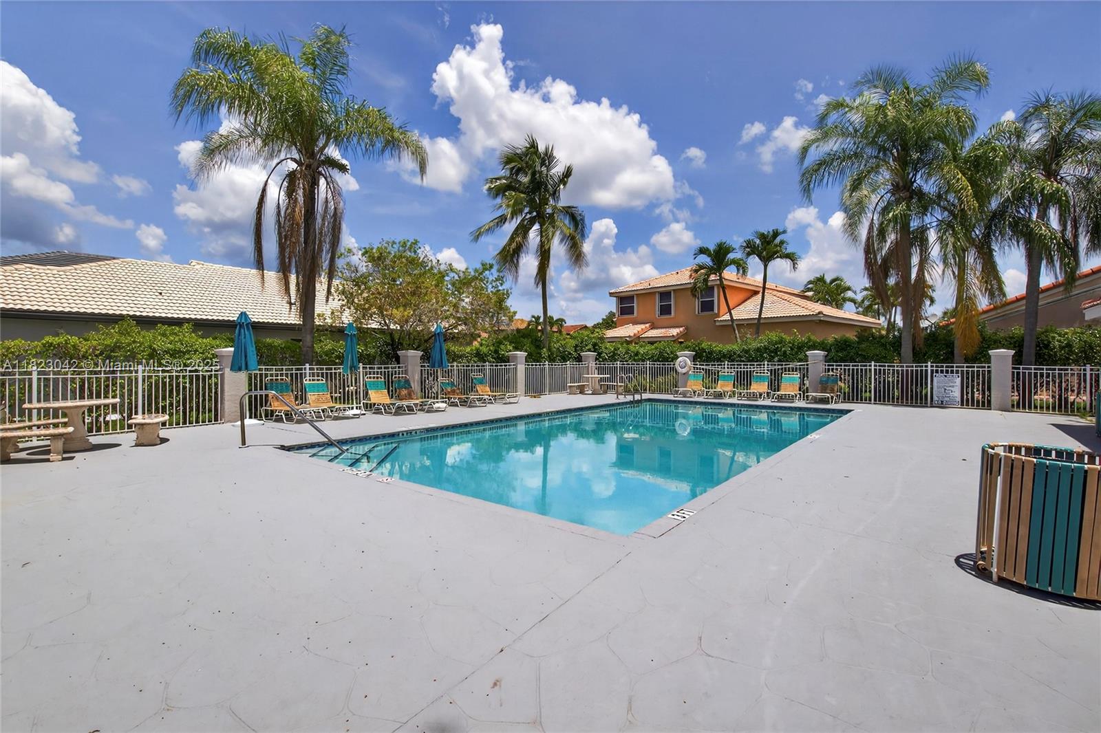 SILVER LAKES AT PEMBROKE - Residential