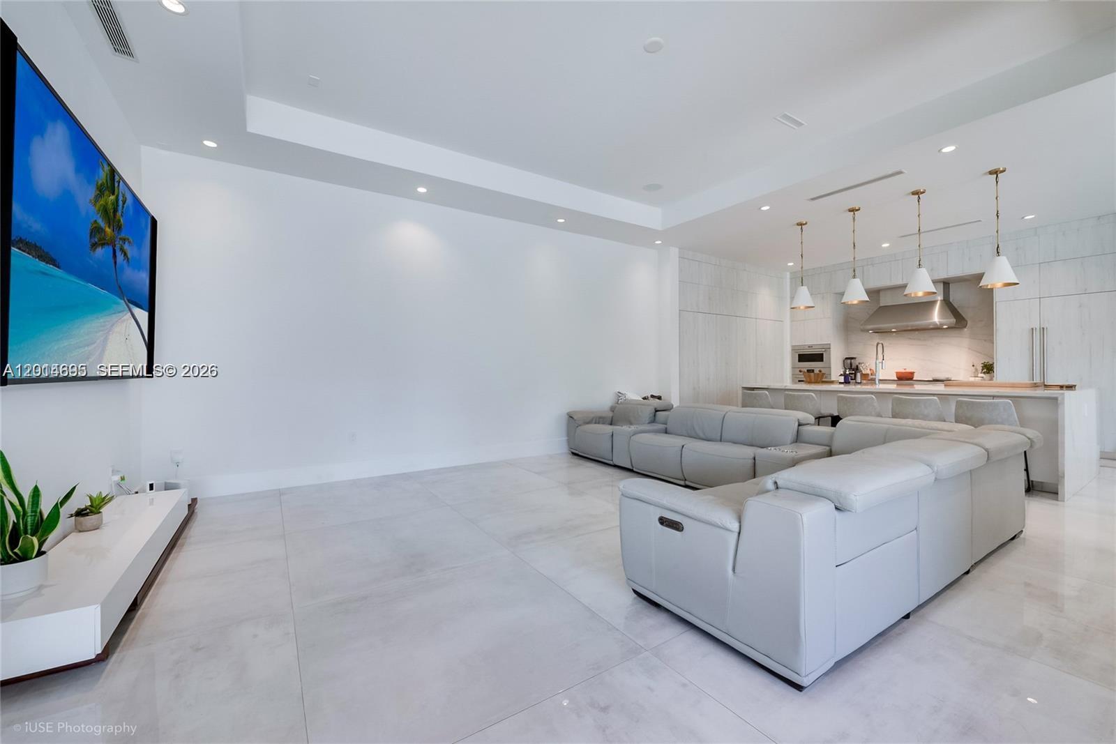 SUNILAND ESTATES 1ST ADDN - Residential