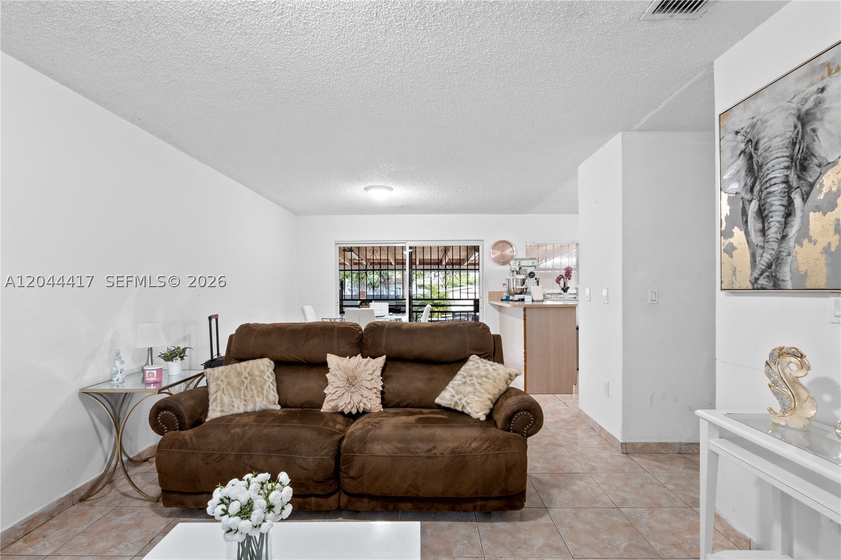 CAROL CITY LAKE STEVEN ES - Residential