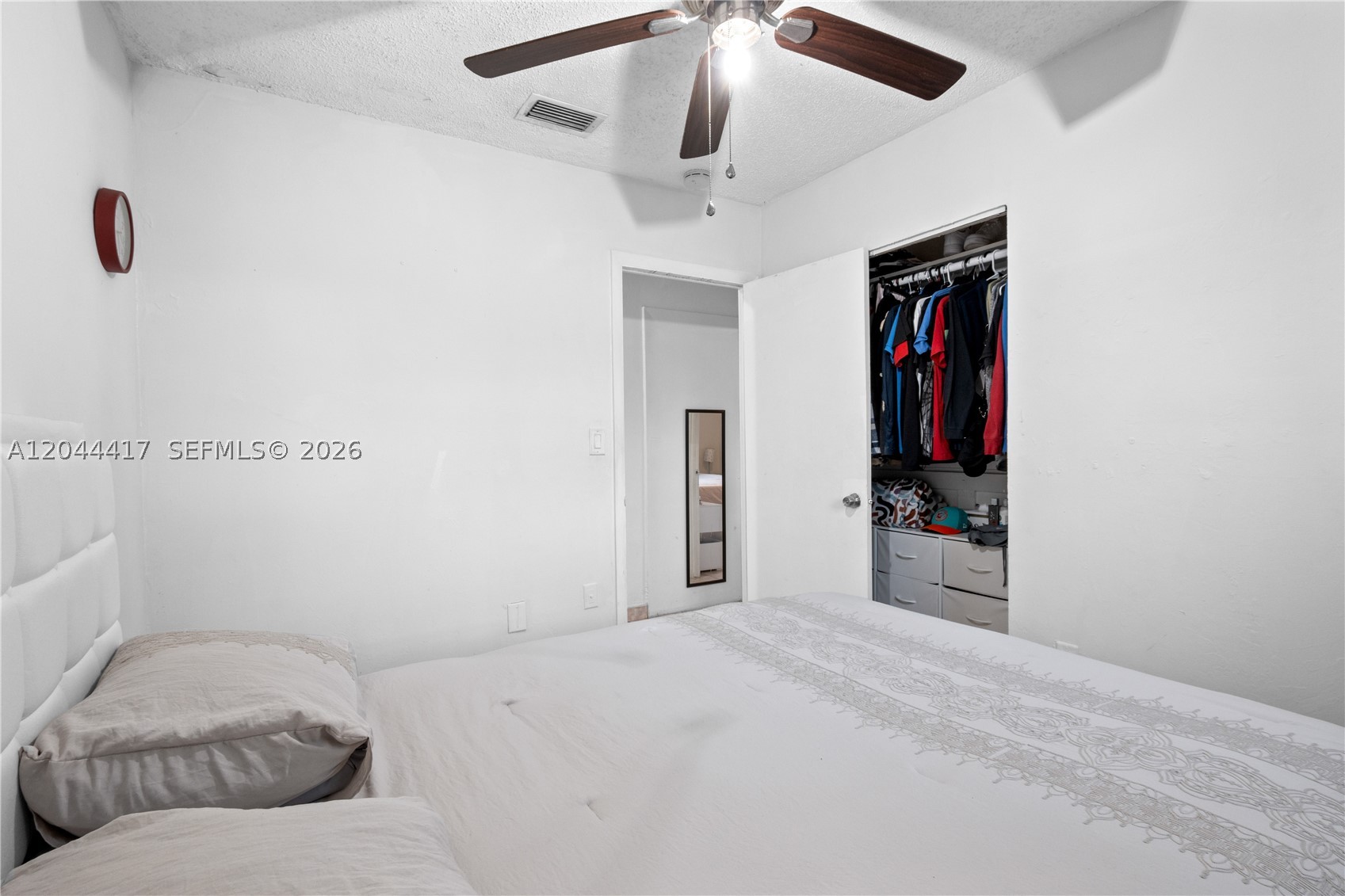 CAROL CITY LAKE STEVEN ES - Residential