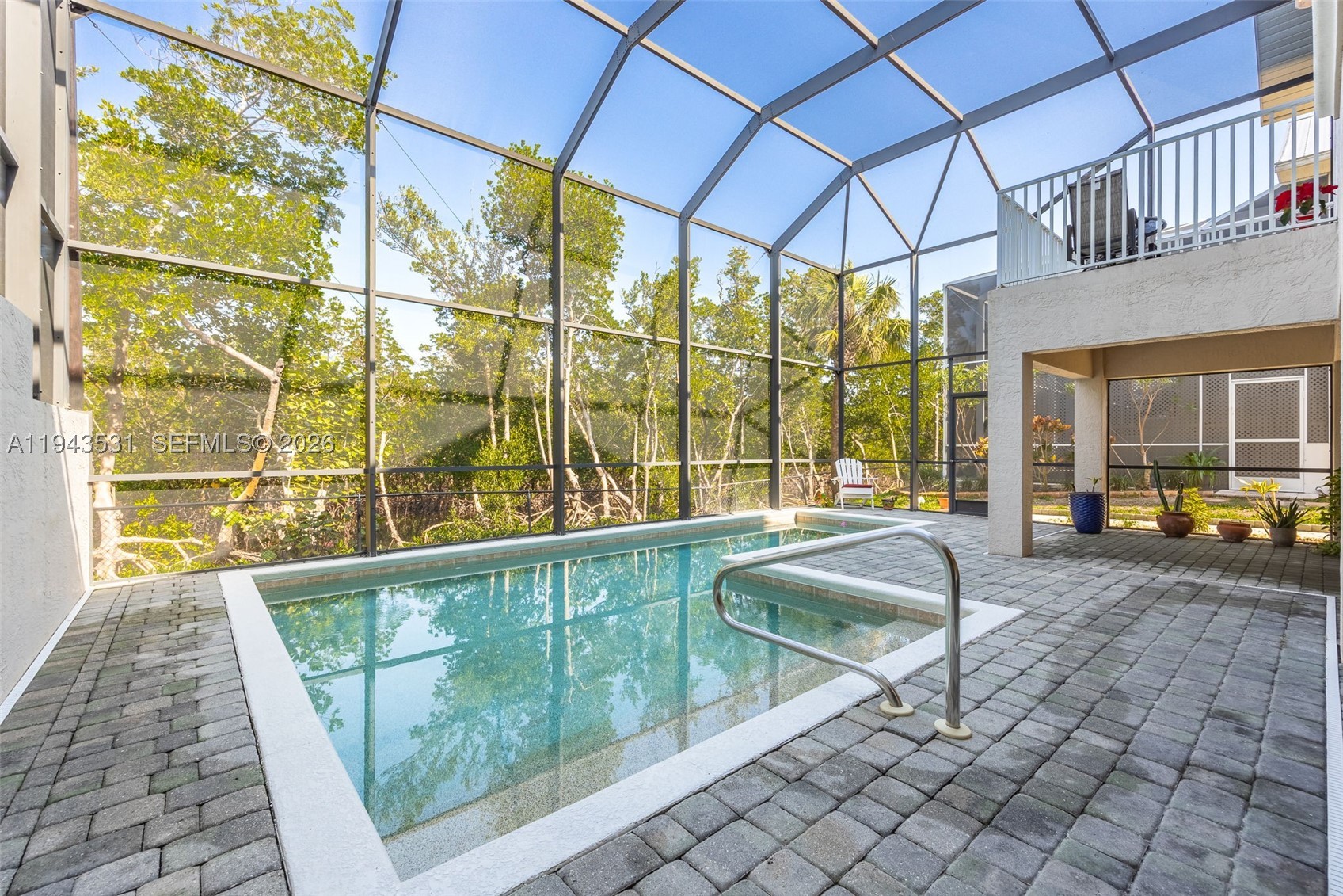 OLD PELICAN BAY - Residential