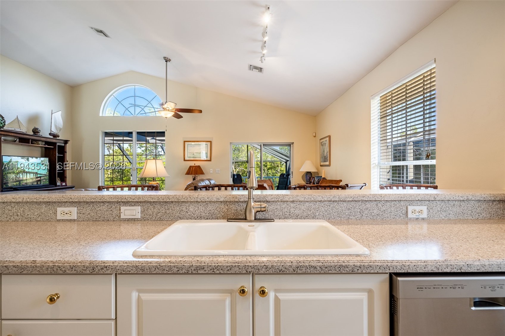 OLD PELICAN BAY - Residential
