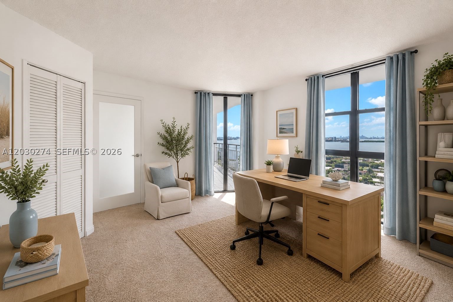 TOWERS OF QUAYSIDE CONDO - Residential