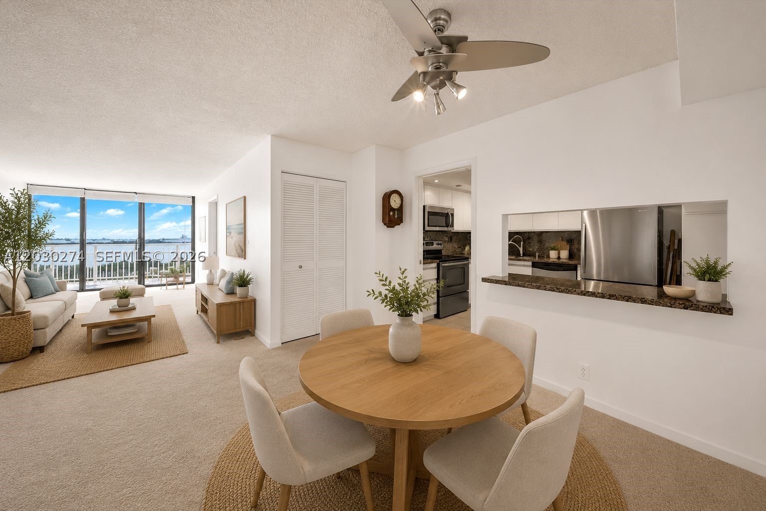 TOWERS OF QUAYSIDE CONDO - Residential