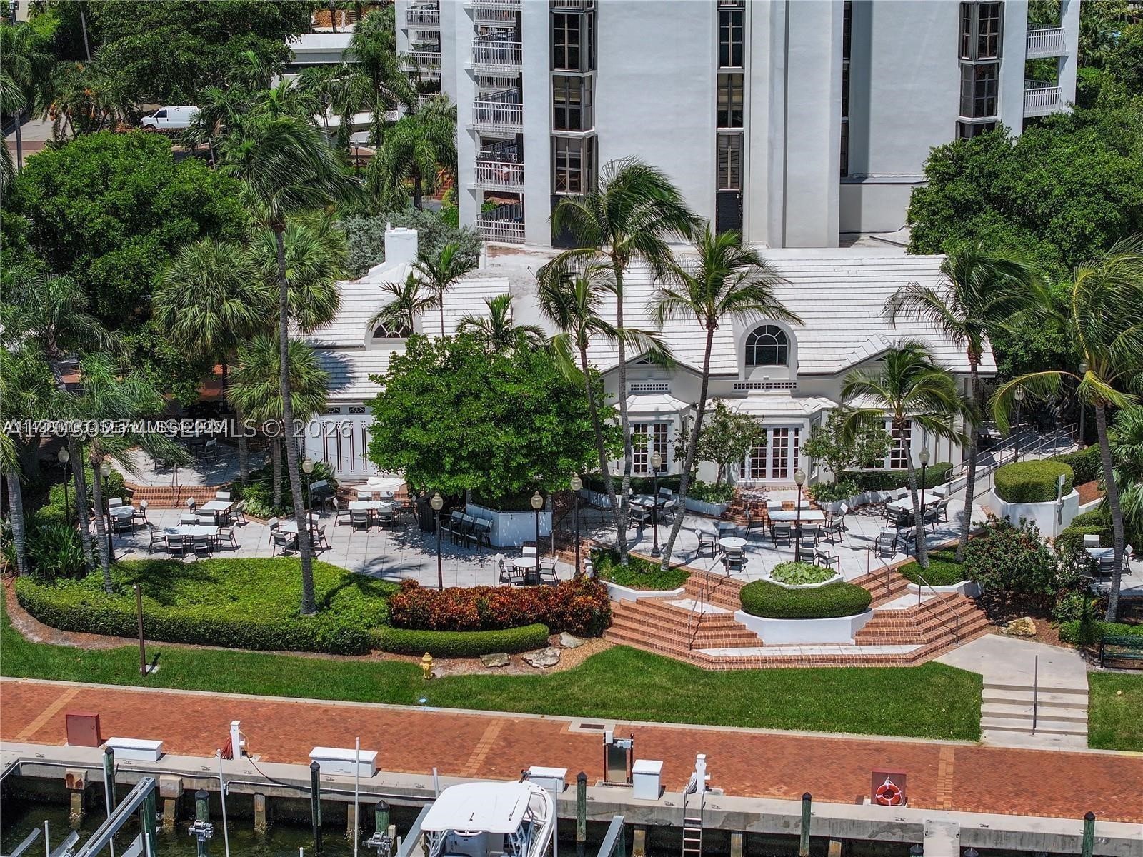 TOWERS OF QUAYSIDE CONDO - Residential