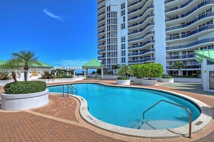 SANDS POINTE OCEAN BEACH - Residential Lease