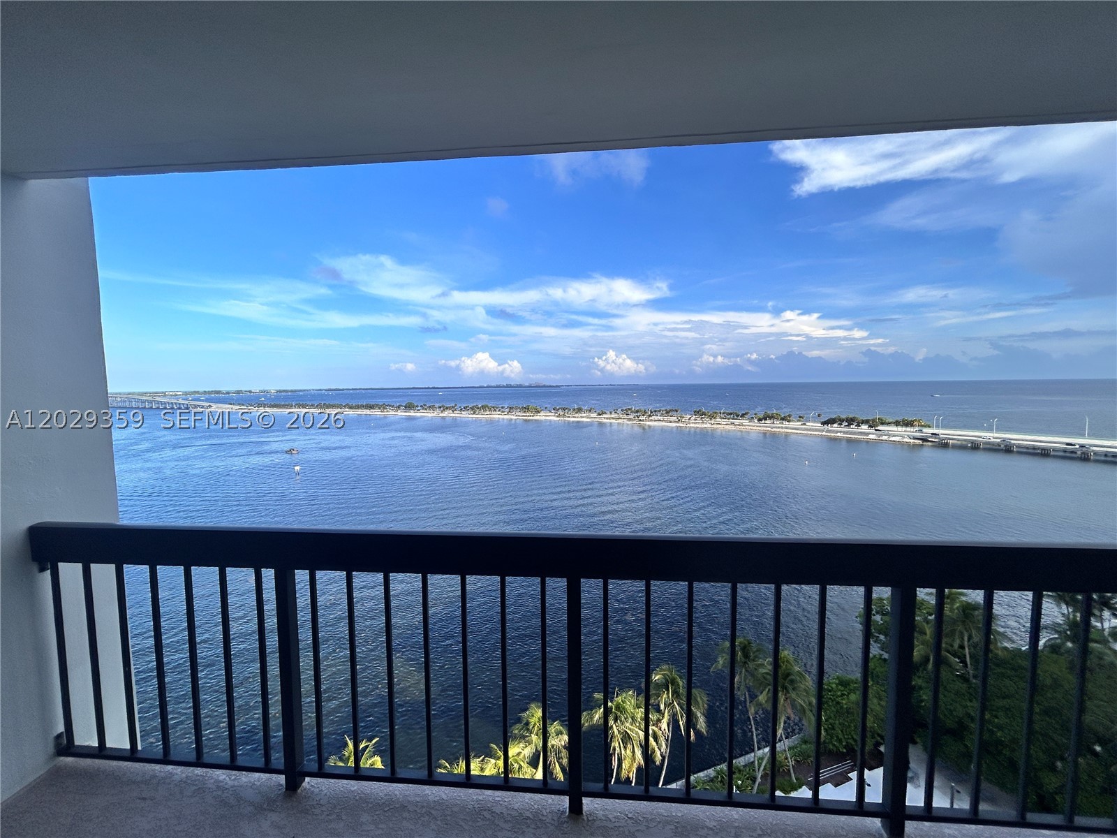 BRICKELL BAY CLUB CONDO - Residential