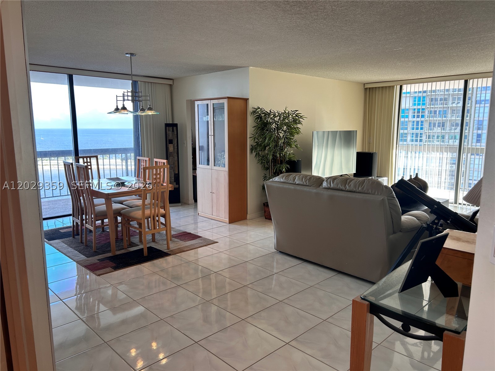 BRICKELL BAY CLUB CONDO - Residential
