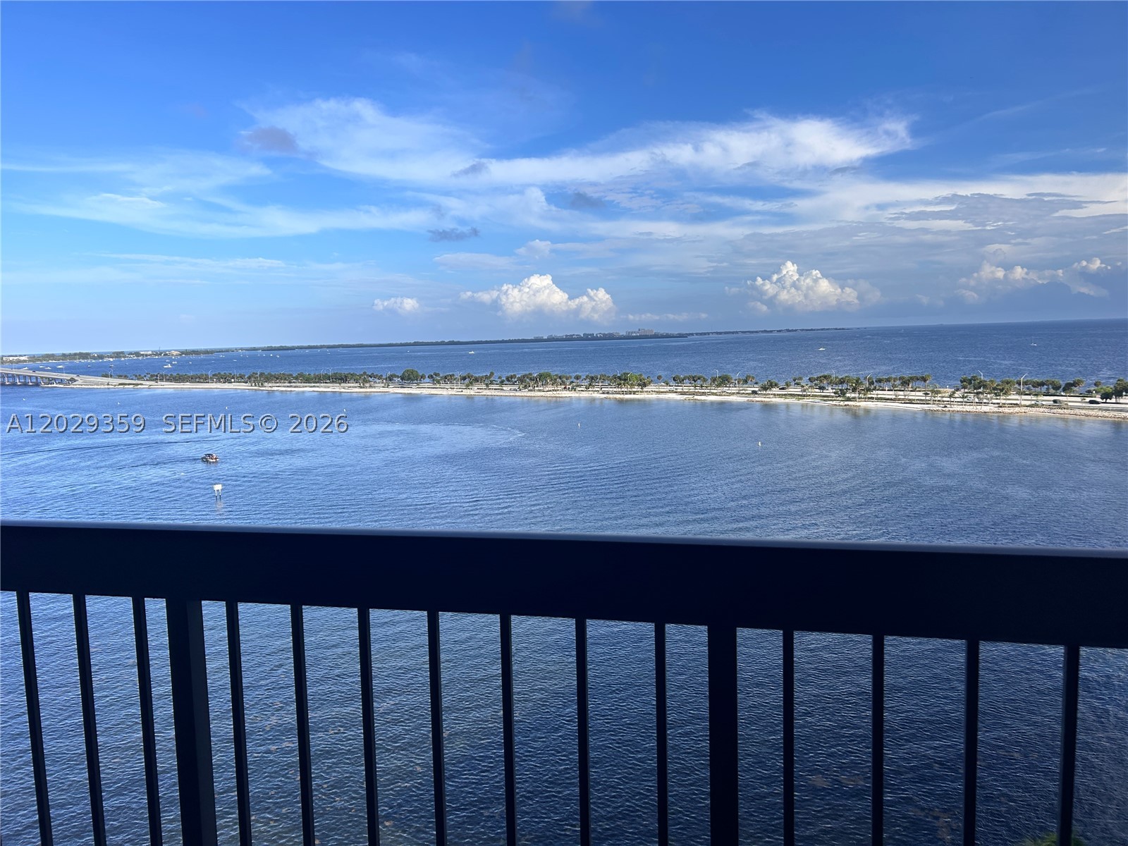 BRICKELL BAY CLUB CONDO - Residential