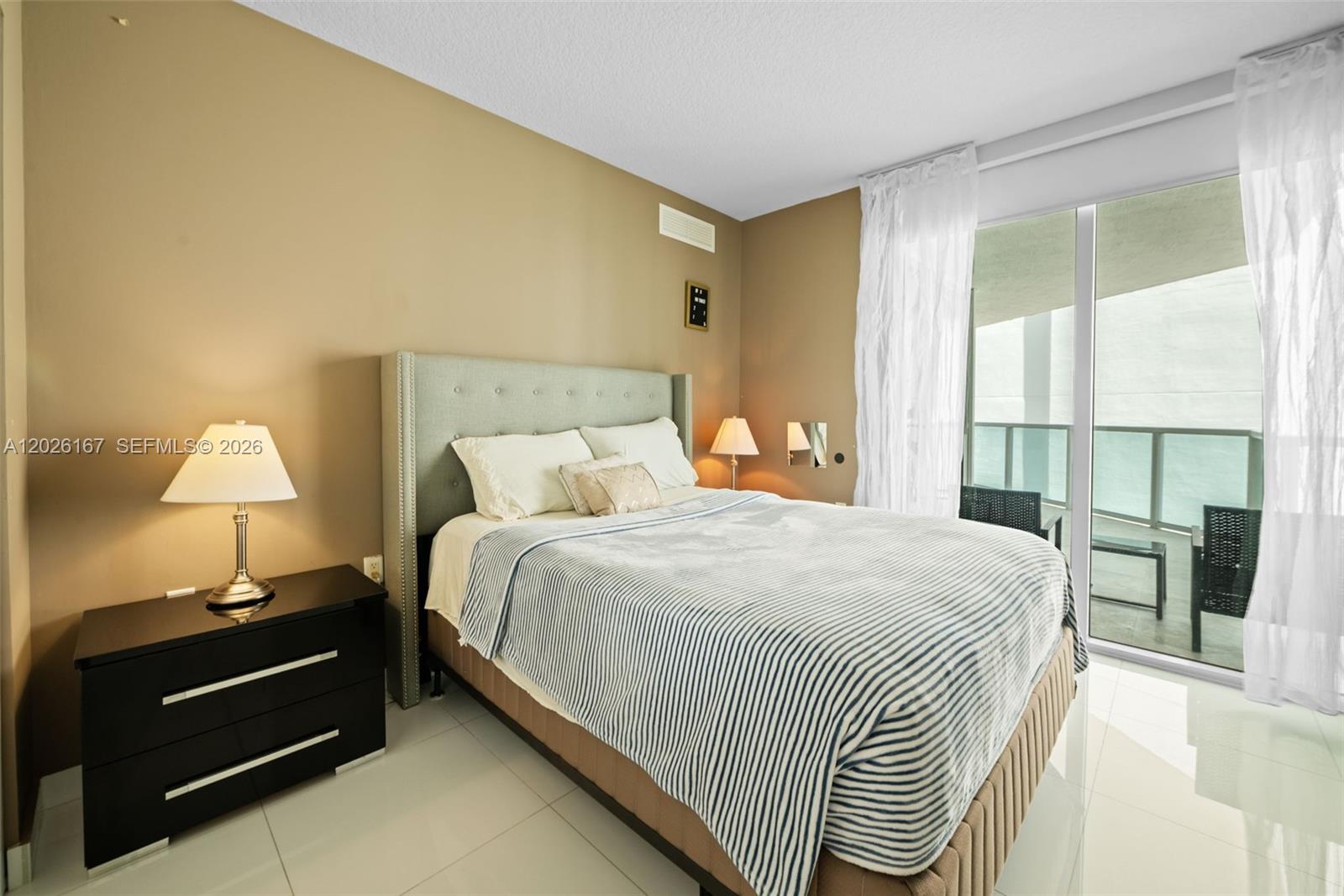 ST TROPEZ ON THE BAY 1 CO - Residential Lease