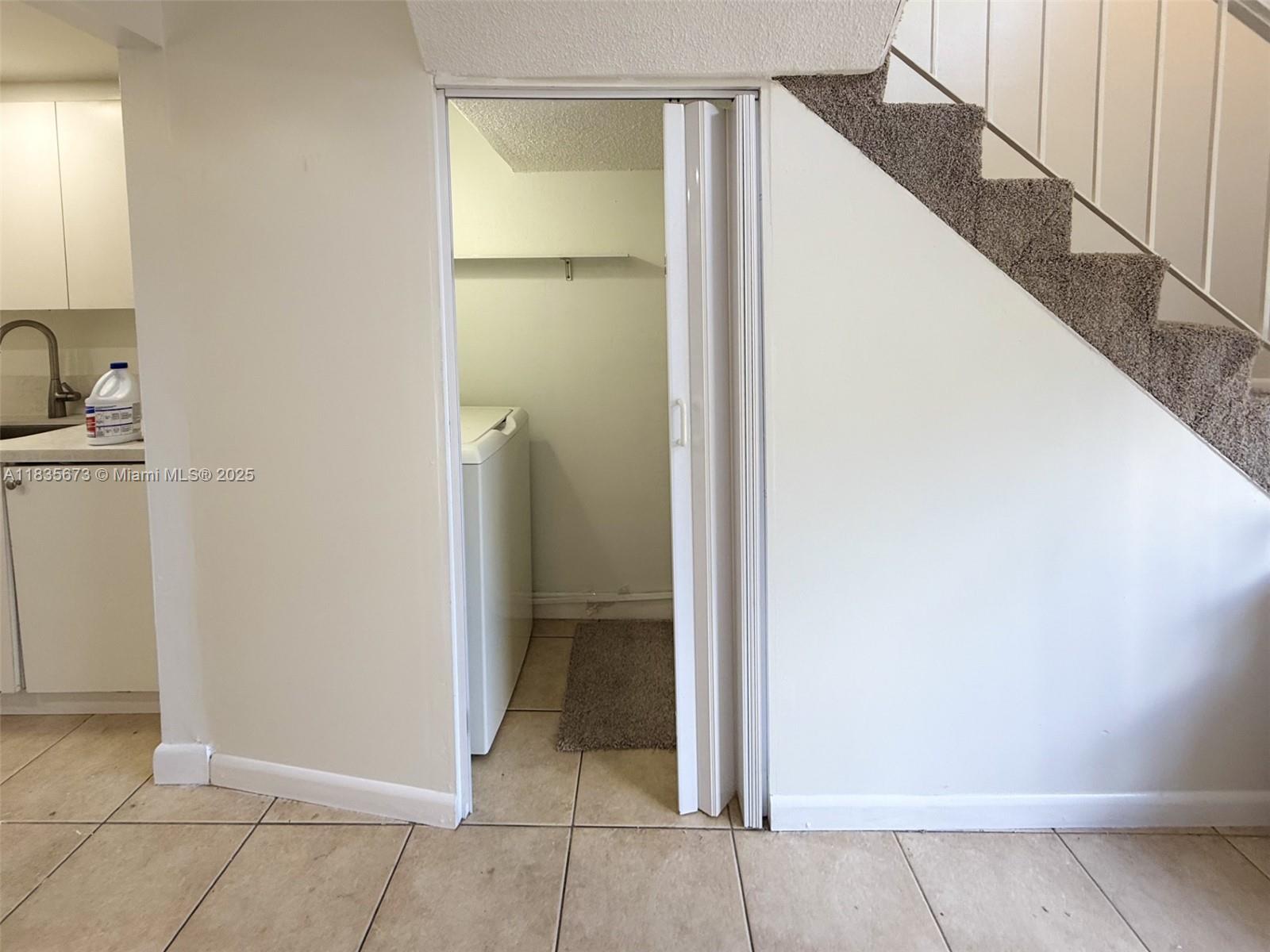 Courtyards at Kendall - Residential