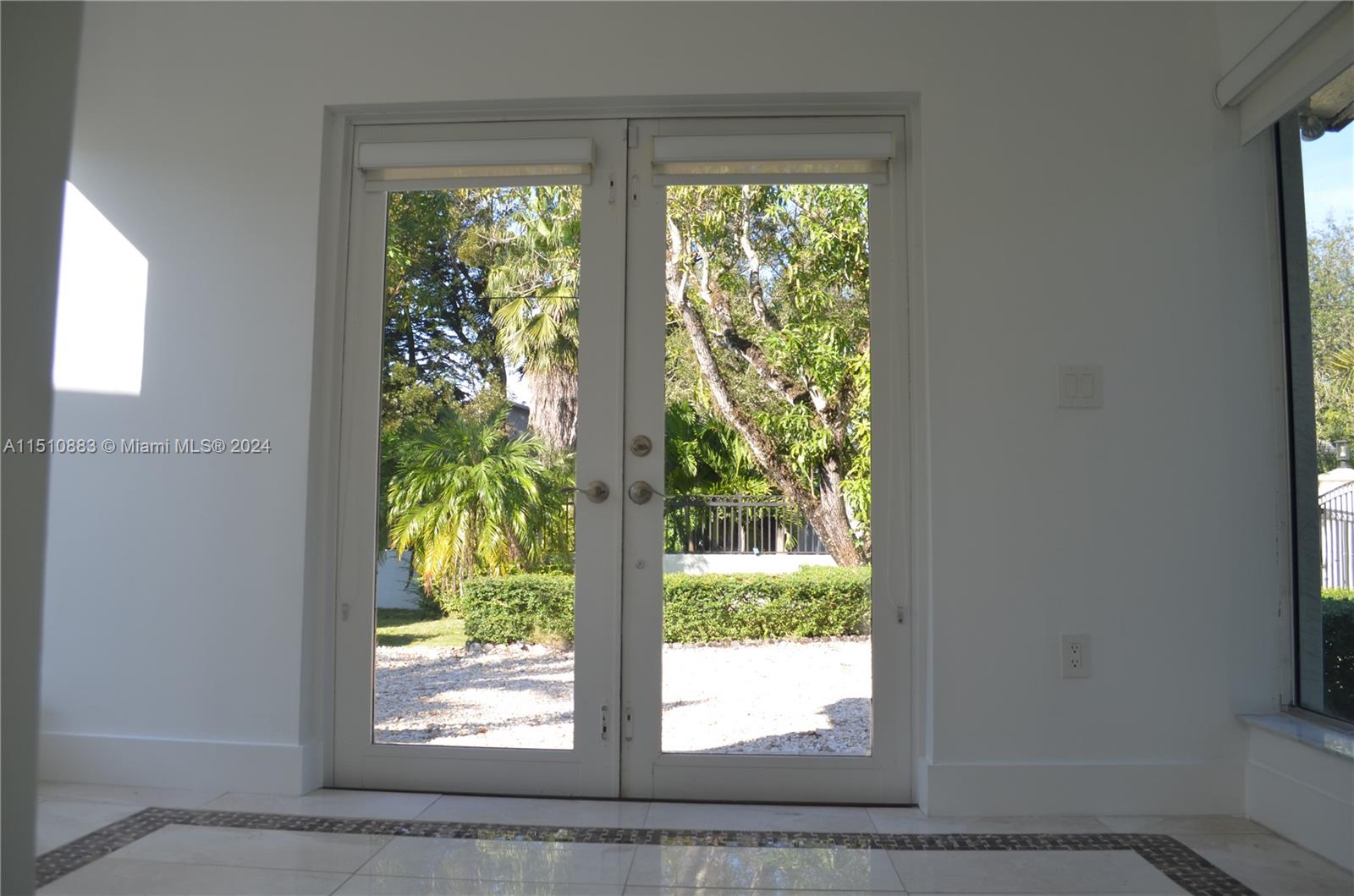 TOM-PEG ESTATES - Residential Lease