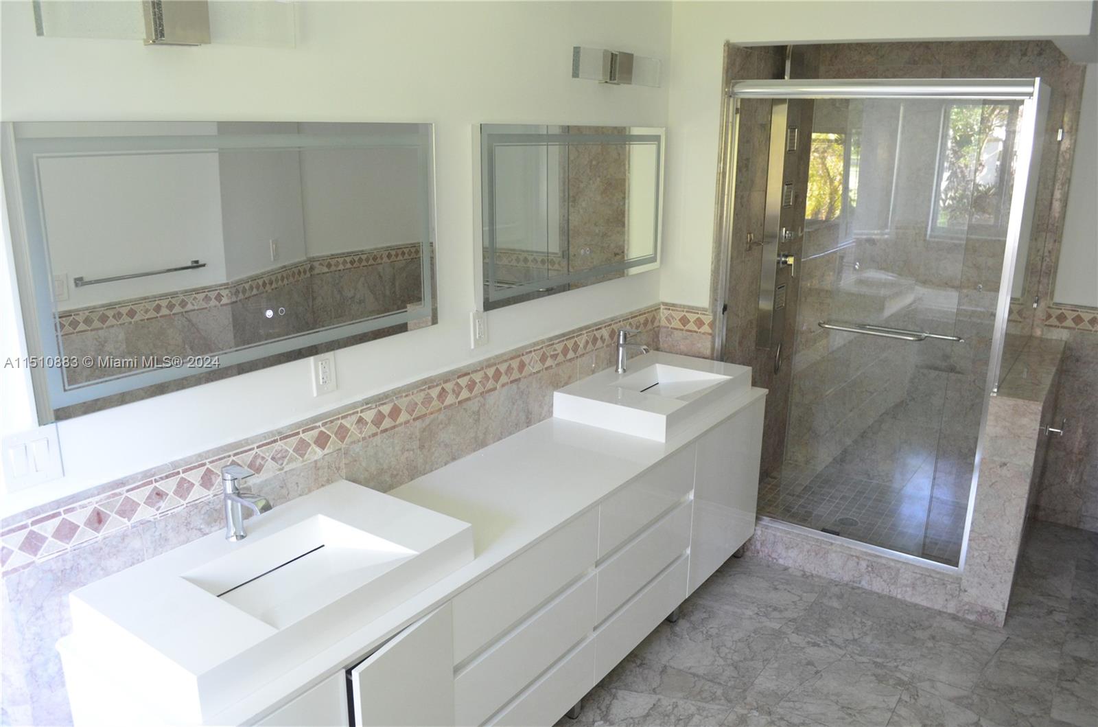 TOM-PEG ESTATES - Residential Lease