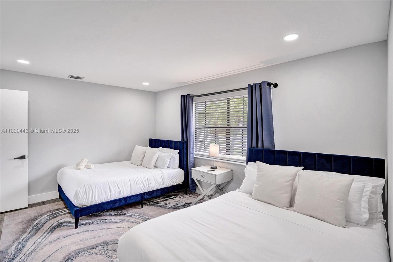 COVE 3RD SEC - Residential