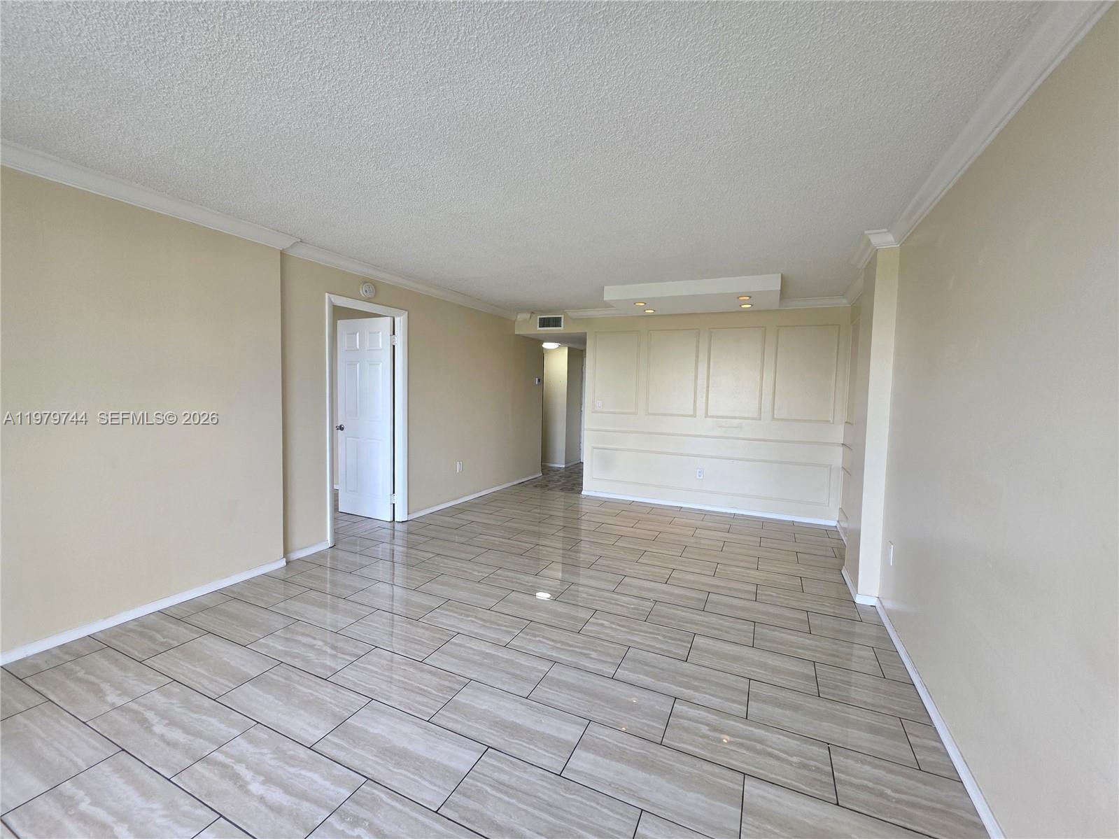 PARKWAY TOWERS BLDG 1 - Residential