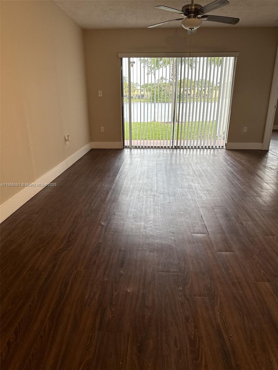 VILLAS DE VENEZIA CONDO - Residential