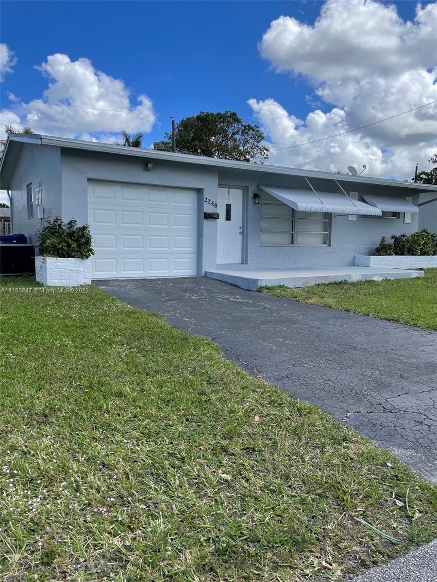 GOLD KEY VILLAS WEST - Residential