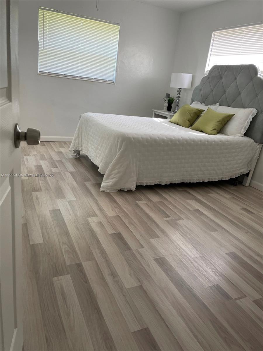 GOLD KEY VILLAS WEST - Residential