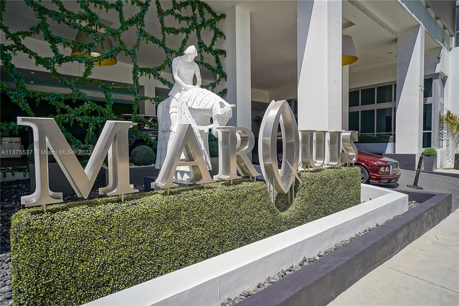 MARQUIS CONDO - Residential