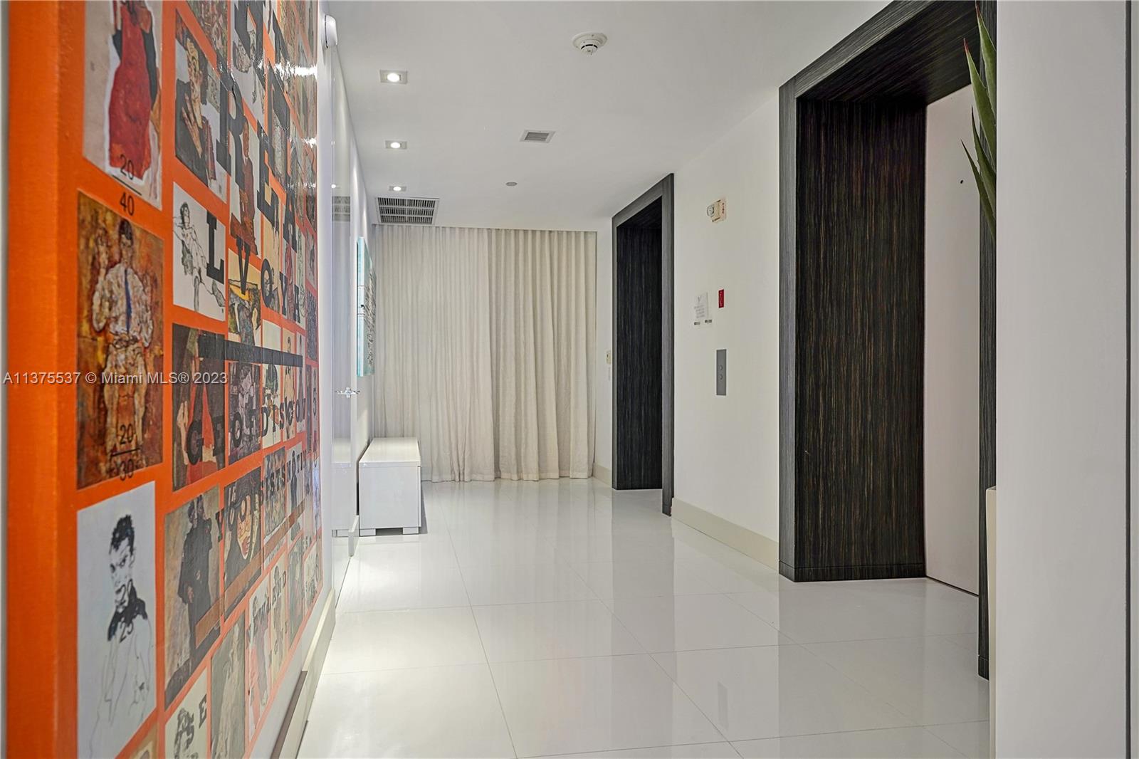 MARQUIS CONDO - Residential