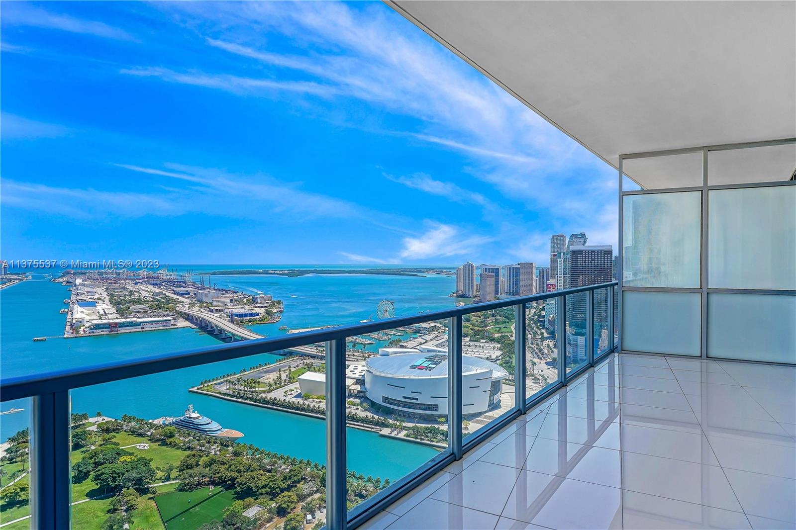 MARQUIS CONDO - Residential