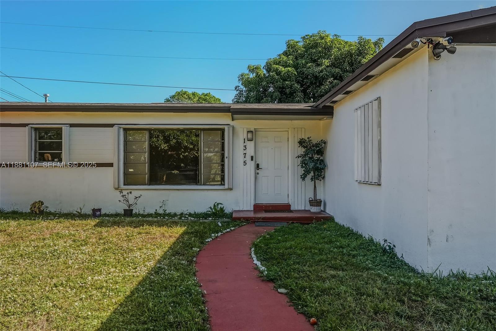SCOTT LAKE MANOR SEC 3 - Residential