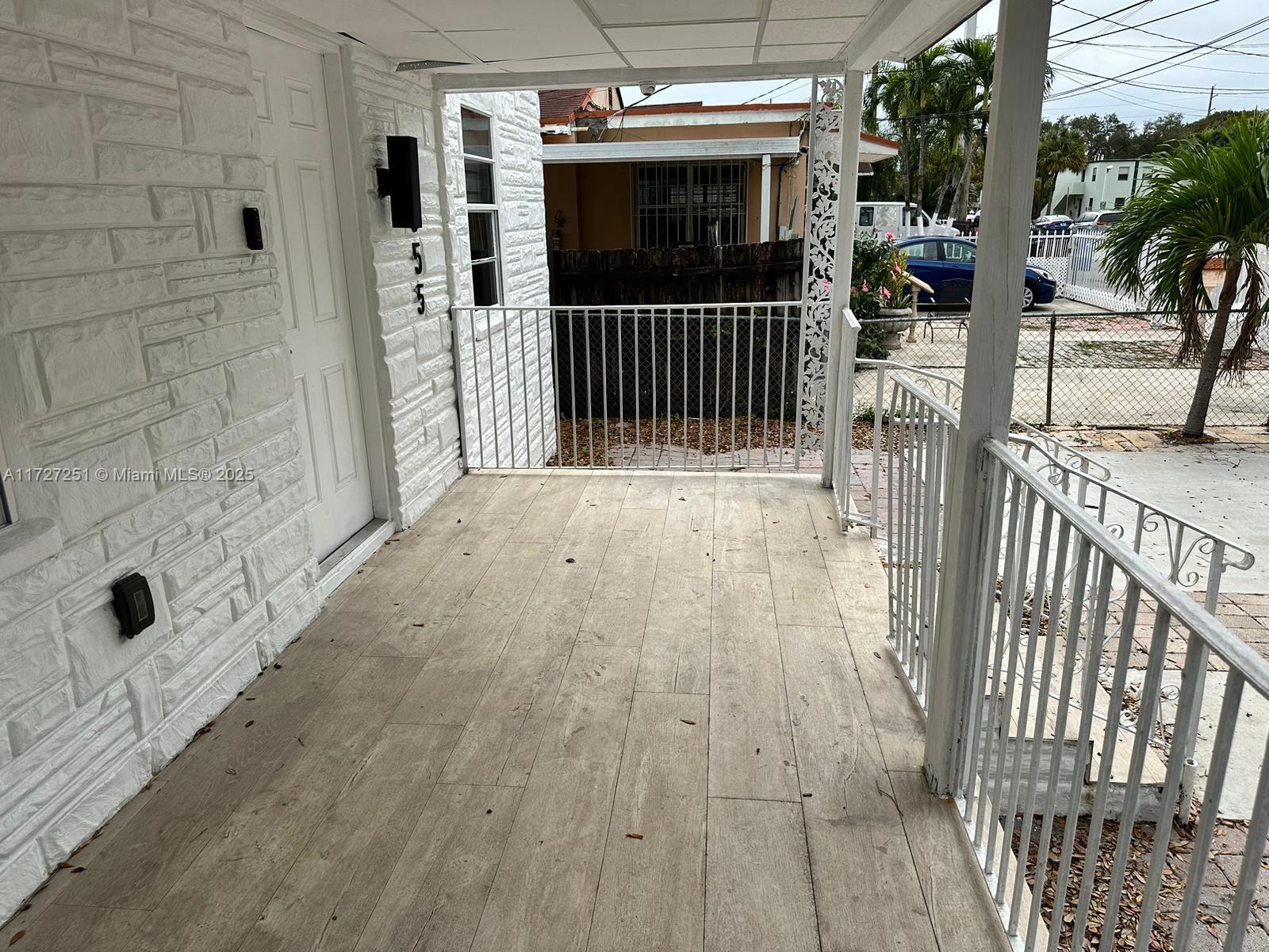 EAST HAVEN - Residential