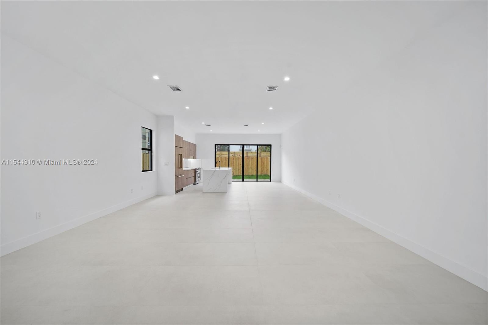 FROW HOMESTEAD - Residential Lease