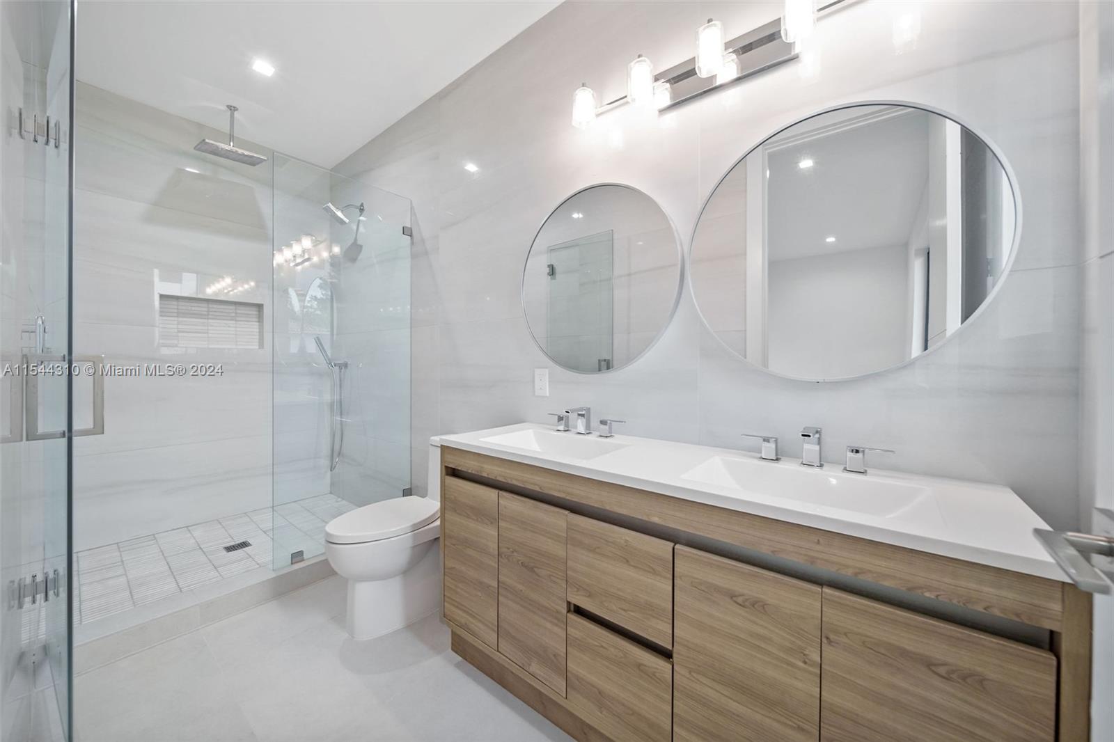 FROW HOMESTEAD - Residential Lease