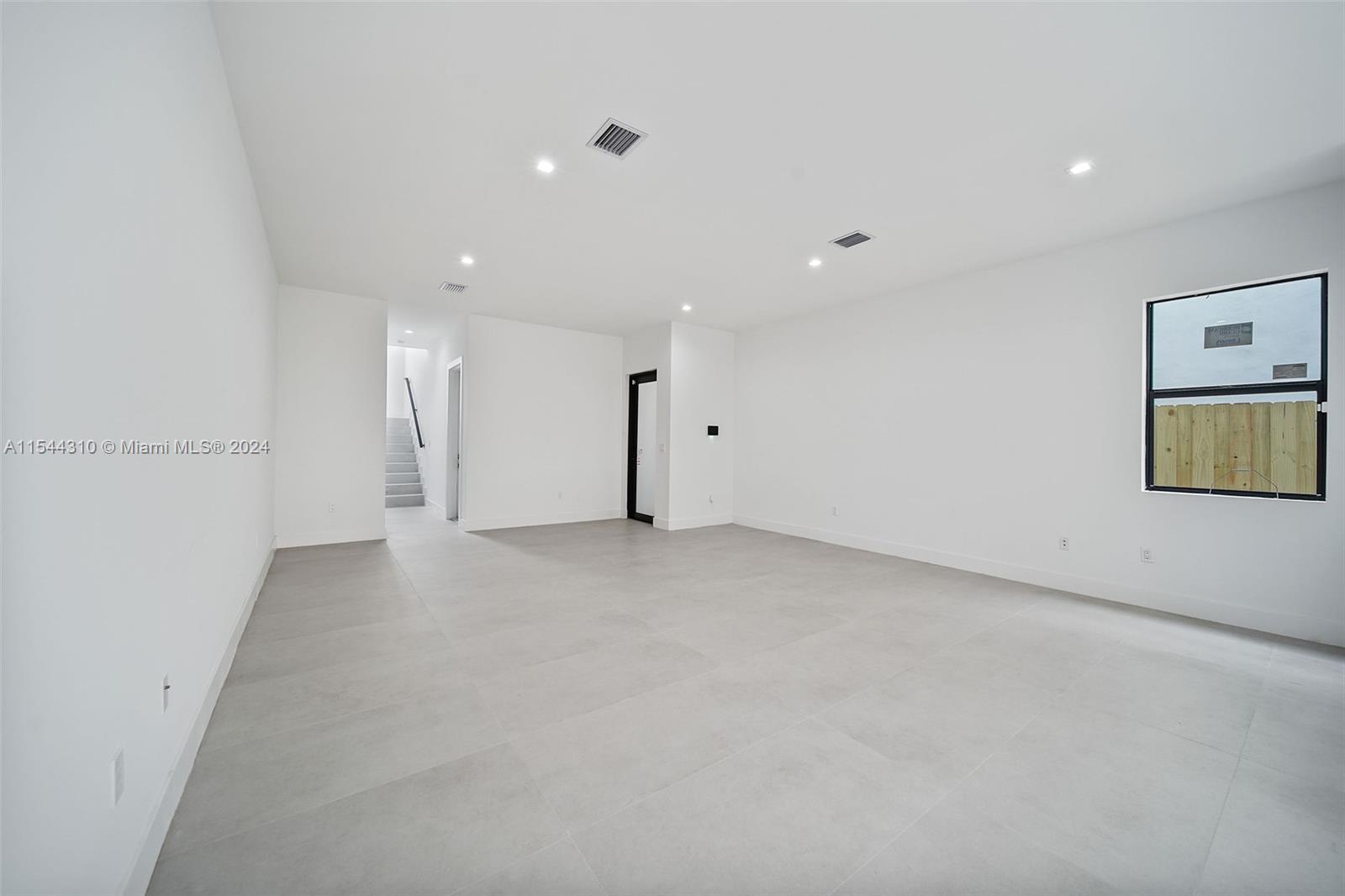 FROW HOMESTEAD - Residential Lease