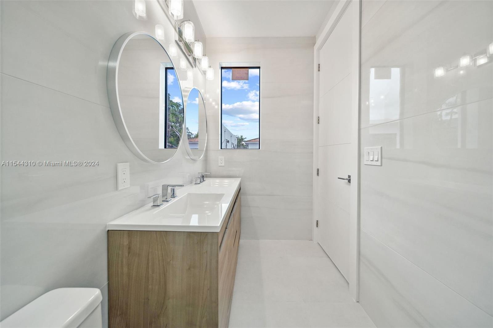 FROW HOMESTEAD - Residential Lease