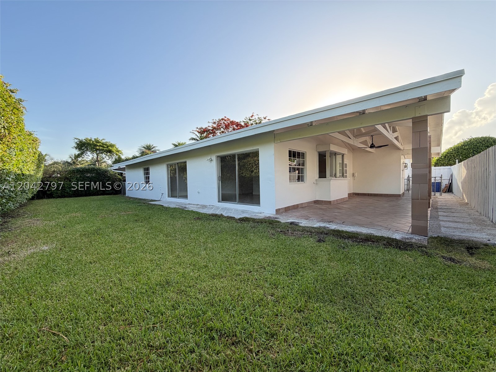 FIRST ADDN TO CALUSA CLUB - Residential