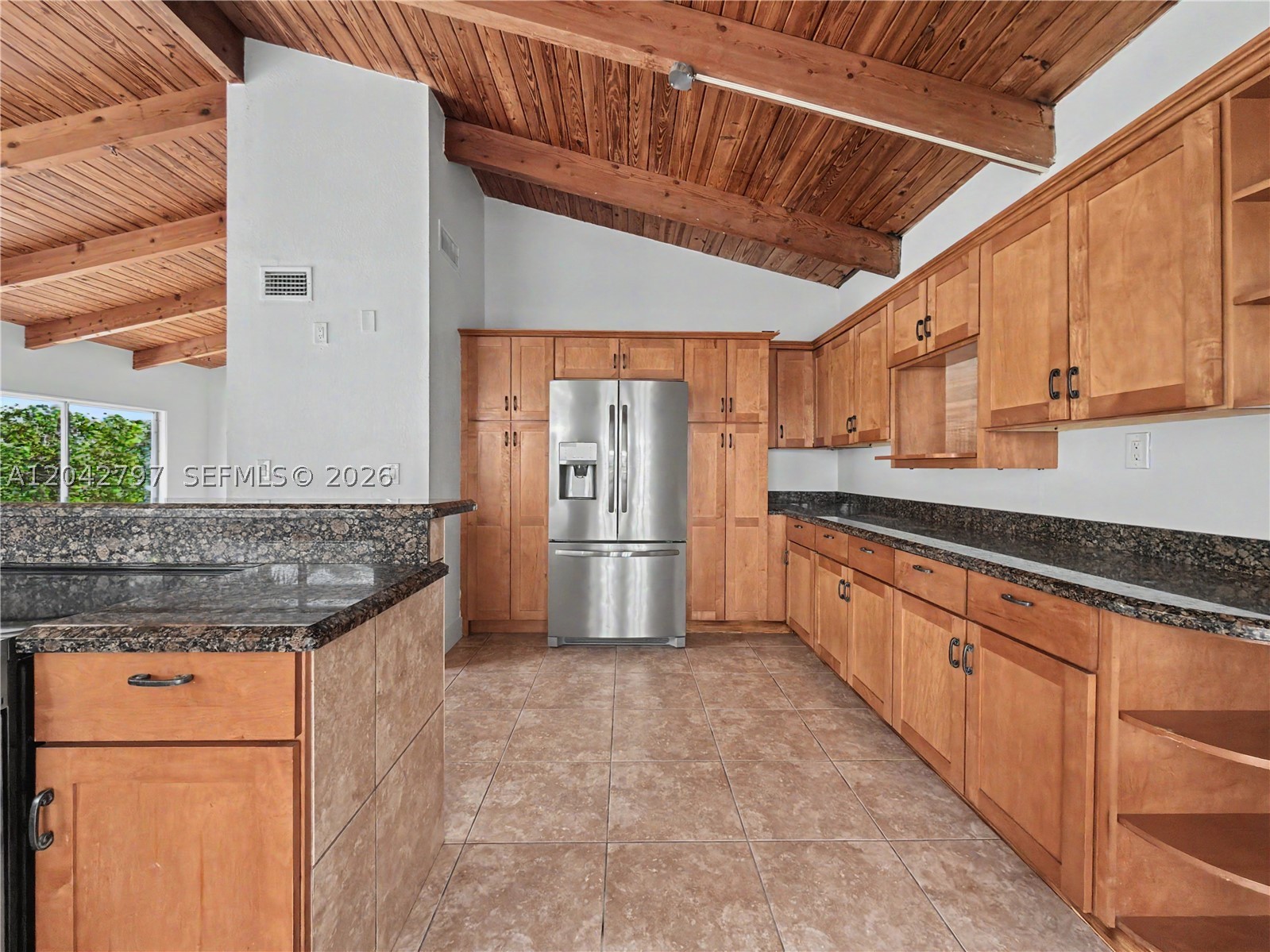 FIRST ADDN TO CALUSA CLUB - Residential