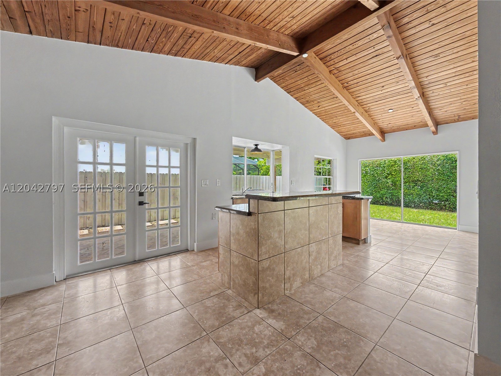 FIRST ADDN TO CALUSA CLUB - Residential
