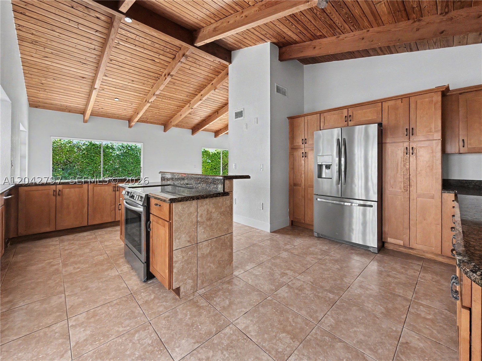 FIRST ADDN TO CALUSA CLUB - Residential