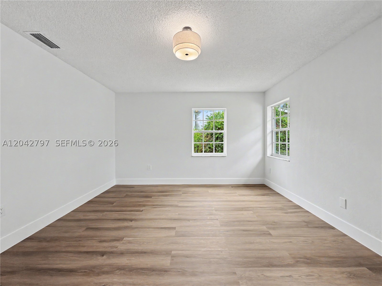 FIRST ADDN TO CALUSA CLUB - Residential