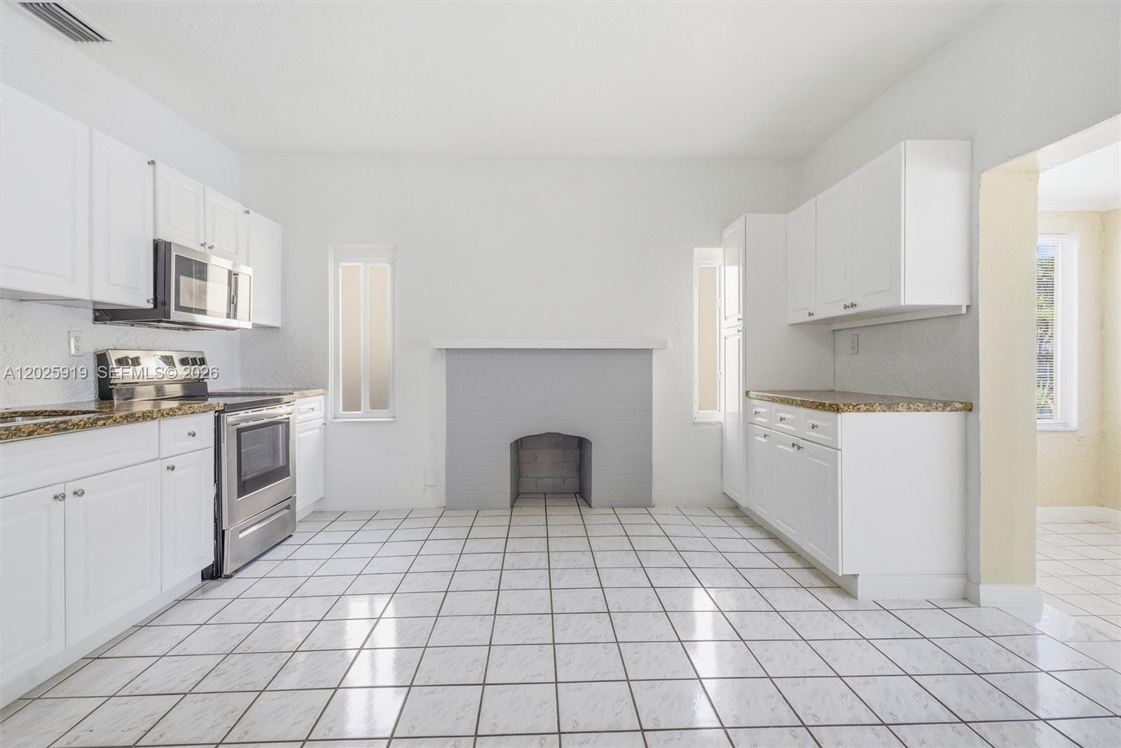 DURNIERS - Residential Lease